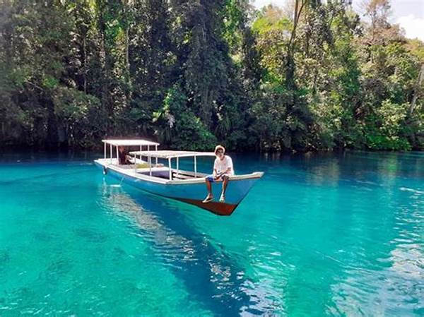 Pemandangan Eksotis Labuan Cermin, Danau Dua Rasa Di Berau